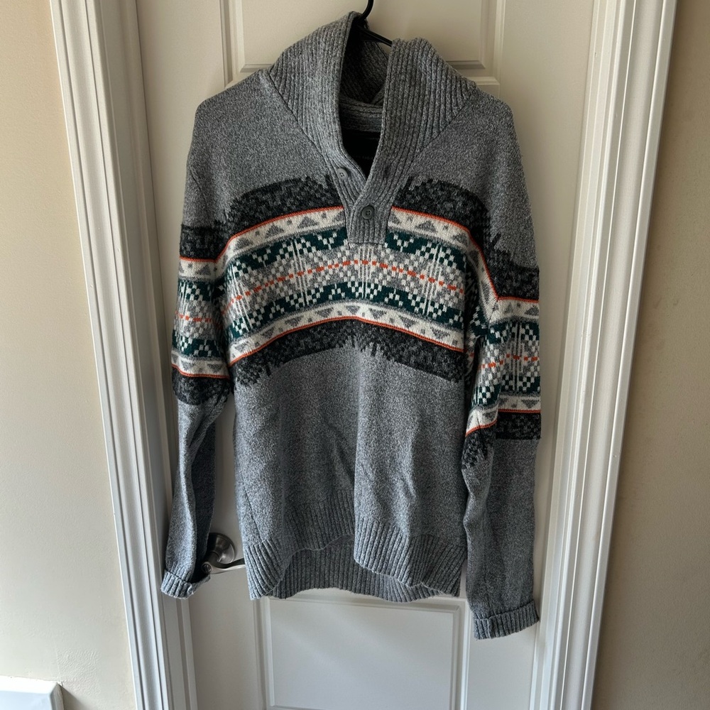 American Eagle Outfitters Gray Patterned Turtleneck Sweater